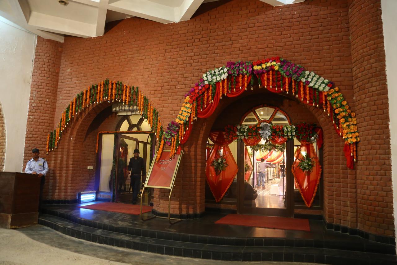 Magsons Resorts Vrindavan Kosi Екстериор снимка